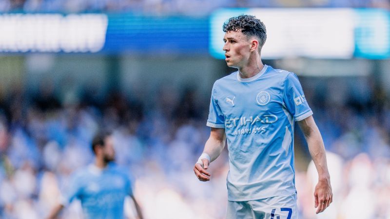 Barkley kiến tạo, Watkins lập siêu phẩm vào lưới City, chốt mùa giải 16 bàn thắng.